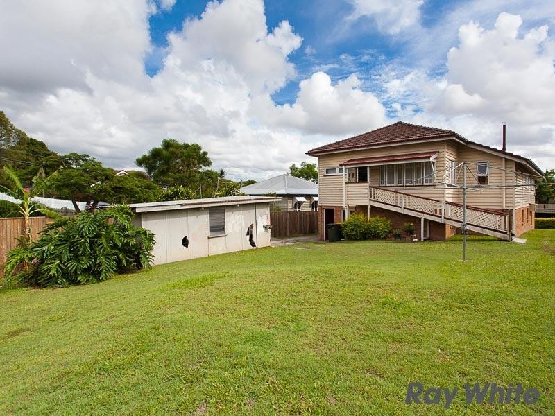 83 Hawdon Street, Wilston QLD 4051