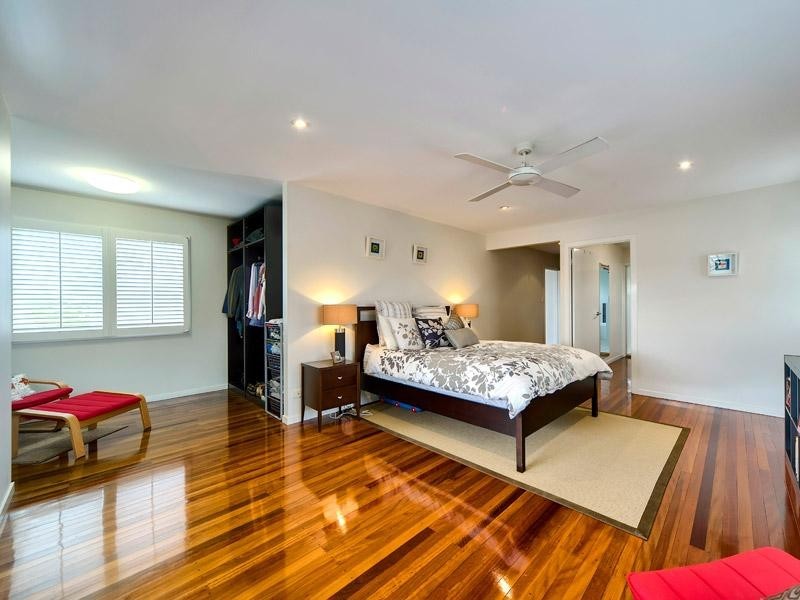 9 Emma Street, Wooloowin QLD 4030