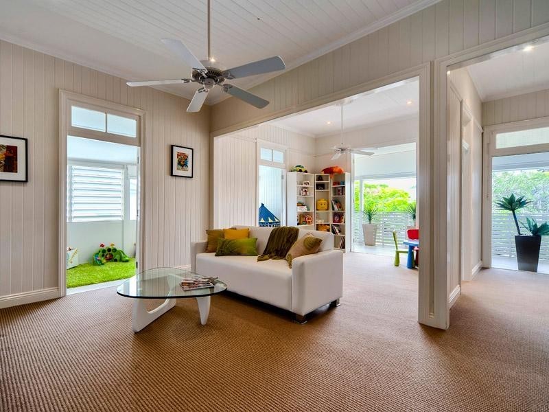 9 Emma Street, Wooloowin QLD 4030