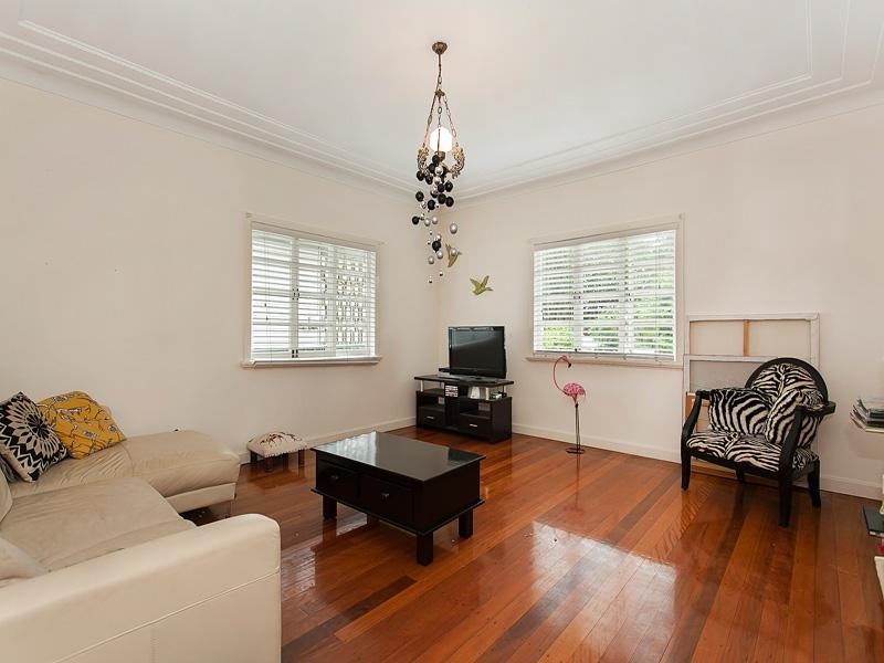 73 Rose Street, Wooloowin QLD 4030