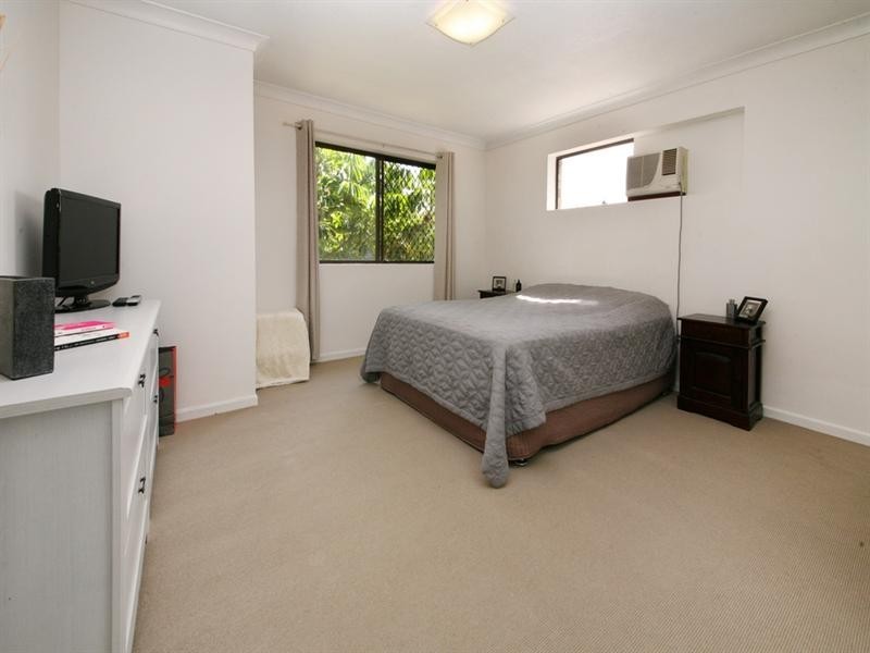 6/5 Silva Street, Ascot QLD 4007