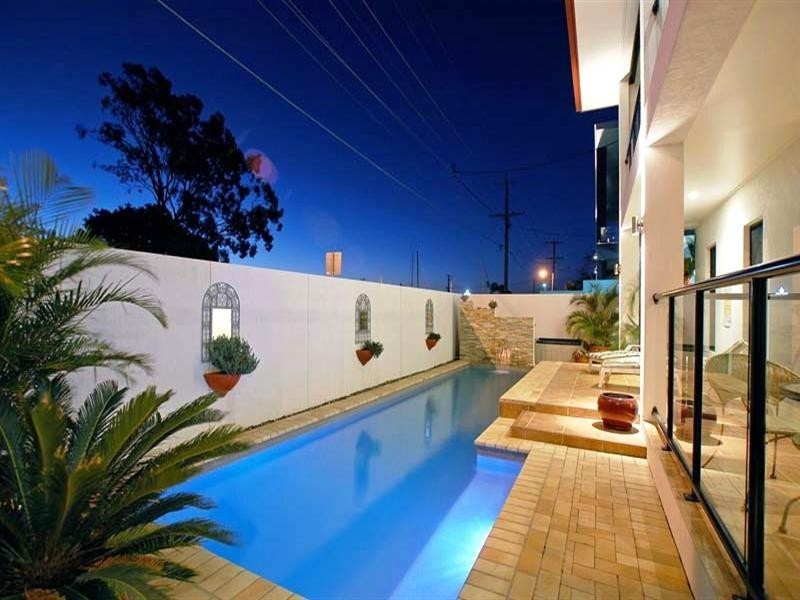 80 Oyster Point Esplanade, Scarborough QLD 4020