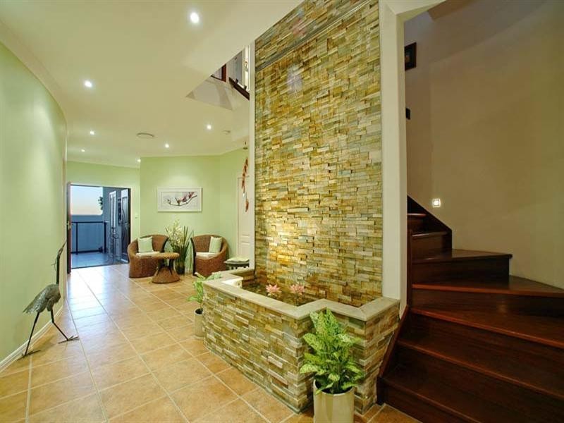 80 Oyster Point Esplanade, Scarborough QLD 4020