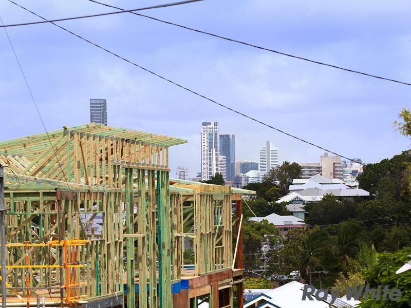 51 Constitution Road, Windsor QLD 4030