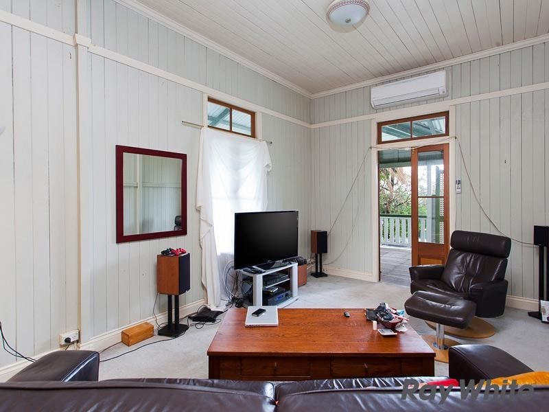 51 Constitution Road, Windsor QLD 4030