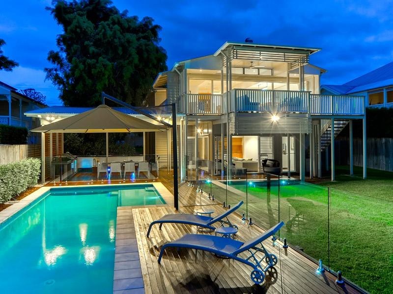 16 Pring Street, Hendra QLD 4011