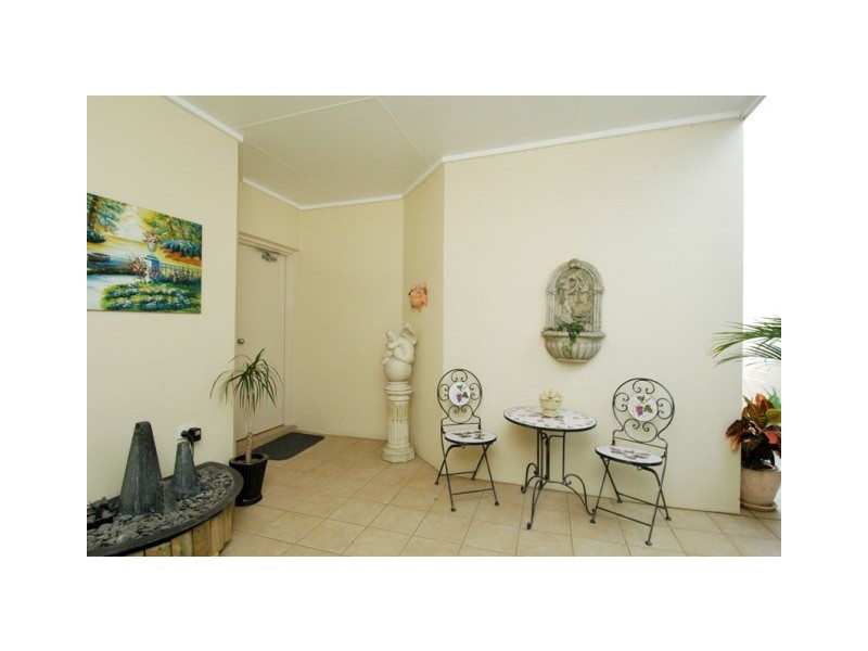 102 Racecourse Road, Ascot QLD 4007