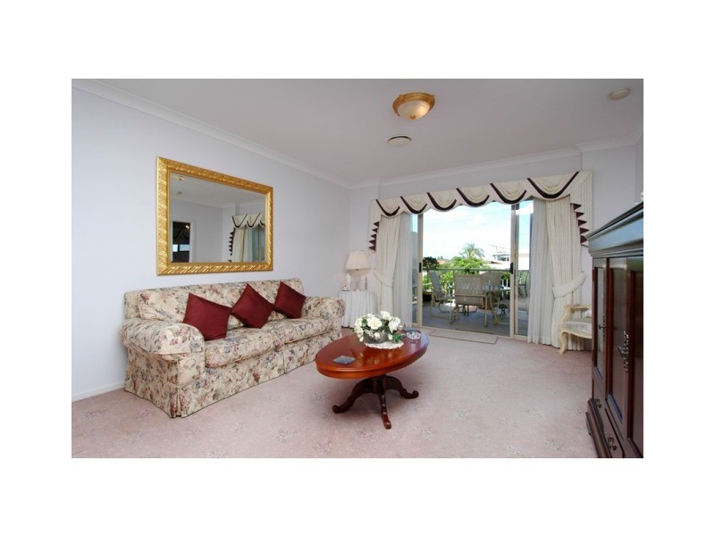 102 Racecourse Road, Ascot QLD 4007