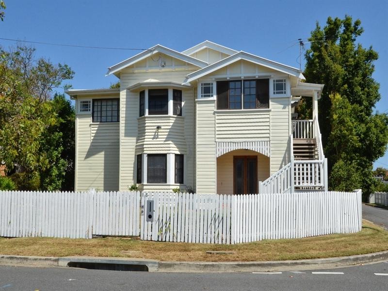 15 Coronella Street, Hendra QLD 4011