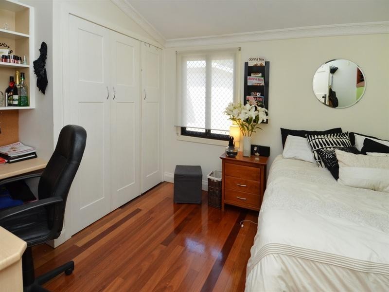 15 Coronella Street, Hendra QLD 4011