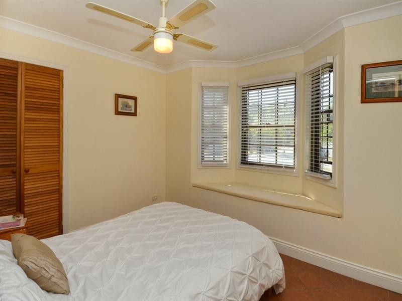15 Coronella Street, Hendra QLD 4011
