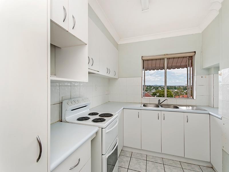 12/72 Markwell Street, Hamilton QLD 4007