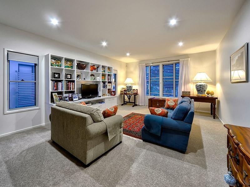 27 Burilda Street, Hendra QLD 4011