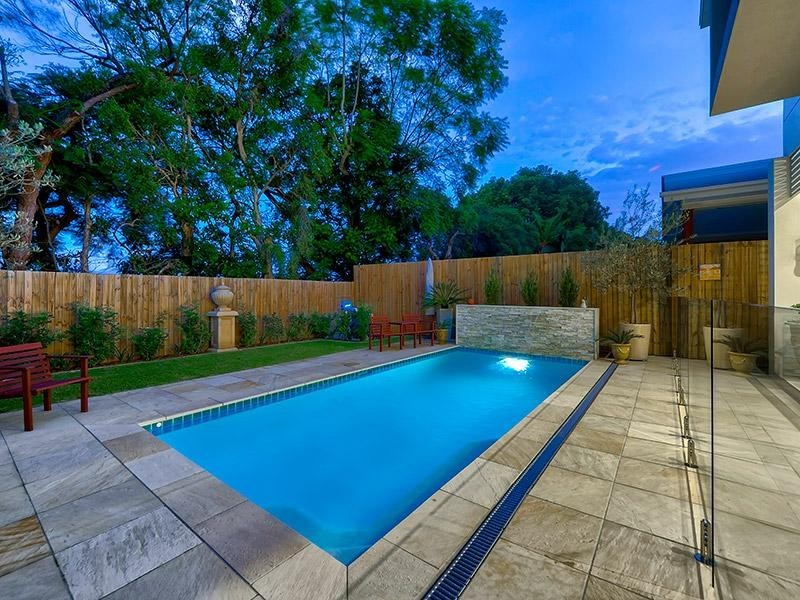 27 Burilda Street, Hendra QLD 4011