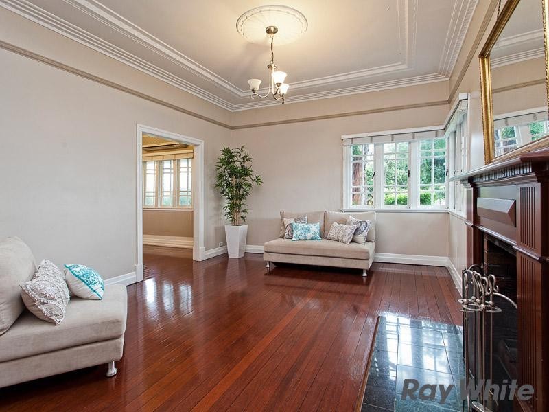 111 Constitution Road, Windsor QLD 4030