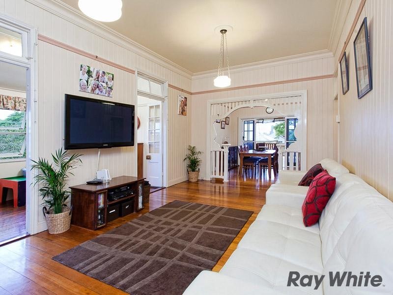 15 Annie Street, Windsor QLD 4030