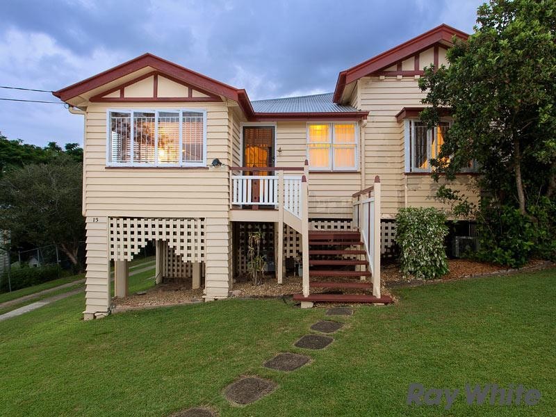 15 Annie Street, Windsor QLD 4030