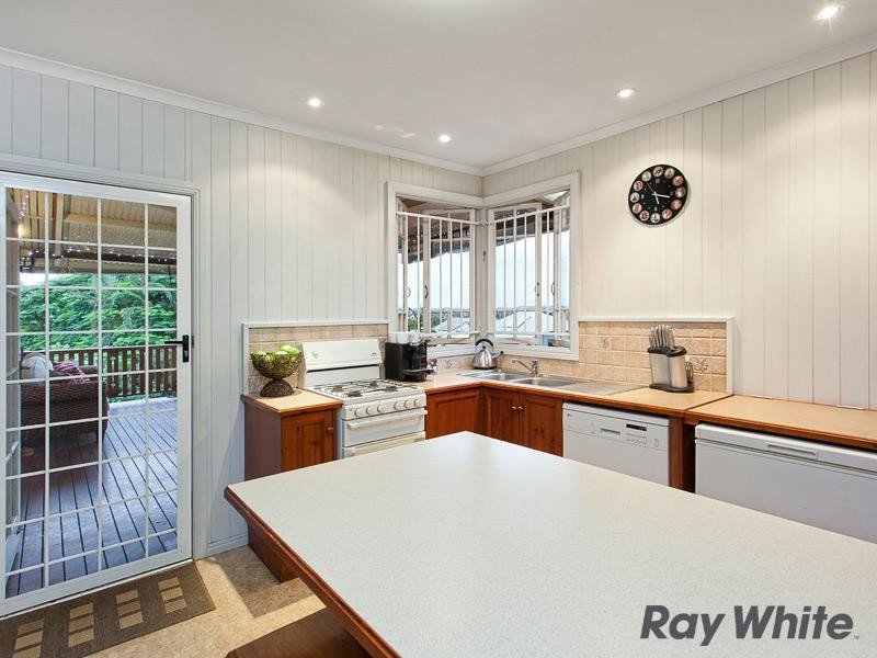 15 Annie Street, Windsor QLD 4030