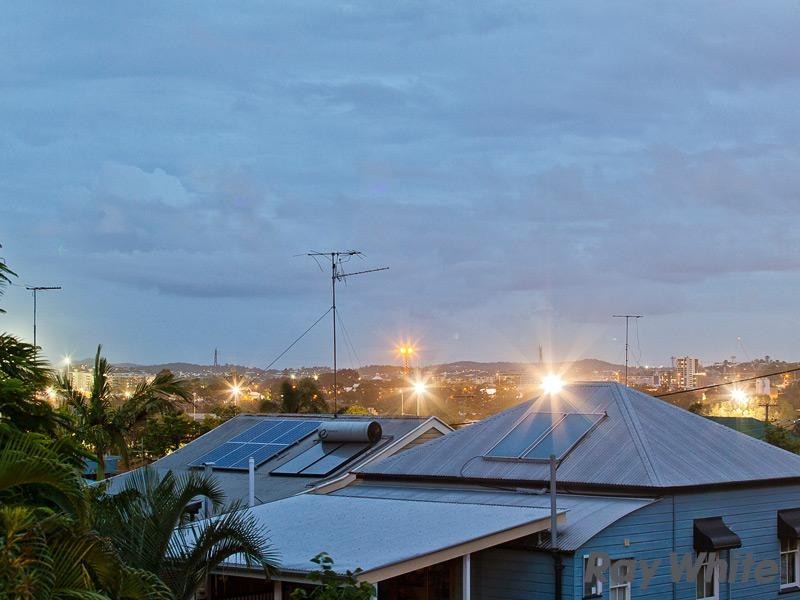 15 Annie Street, Windsor QLD 4030