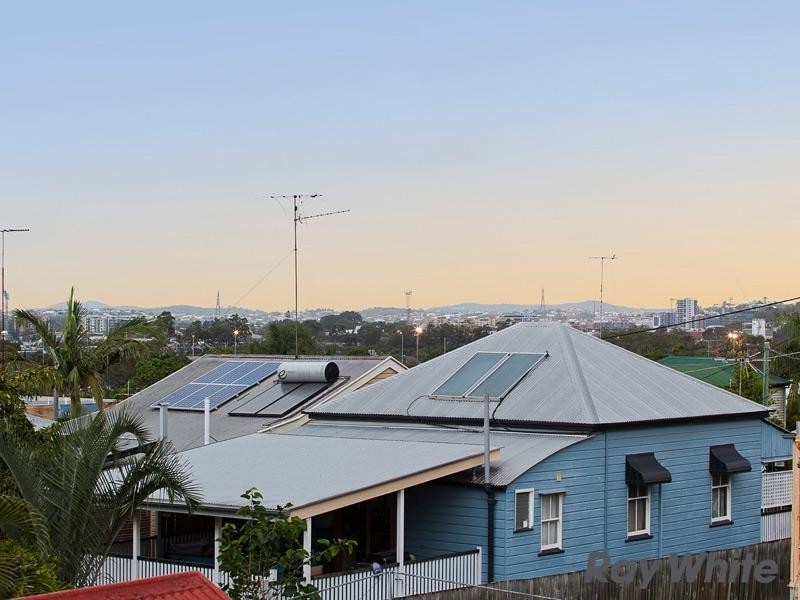 15 Annie Street, Windsor QLD 4030