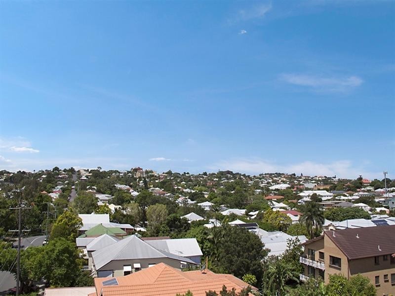 15 Norman Street, Wooloowin QLD 4030