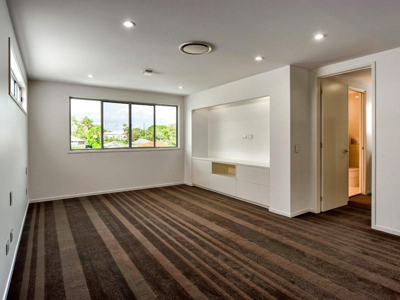 11 Pine Street, Hamilton QLD 4007