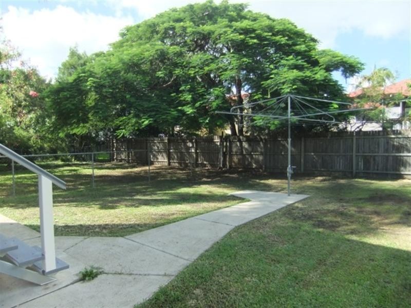 32 Stafford Road, Gordon Park QLD 4031