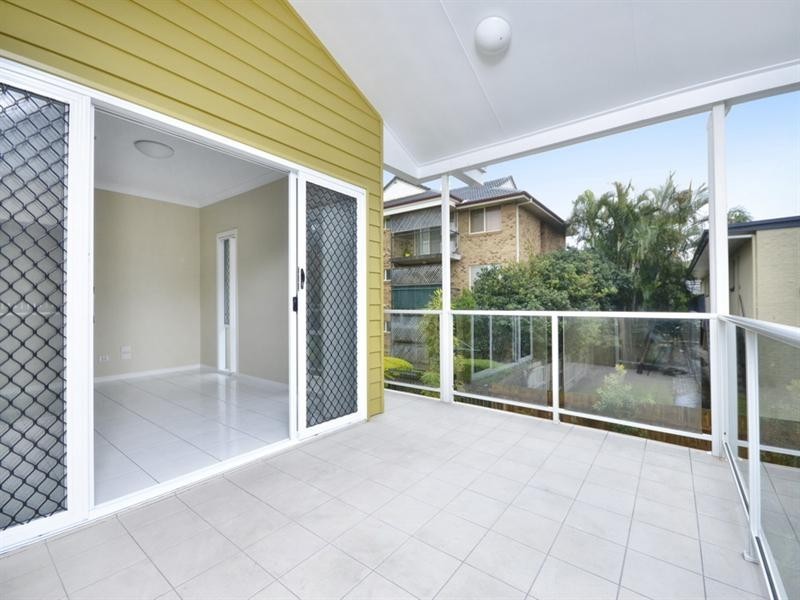 4/27 Railway Parade, Nundah QLD 4012