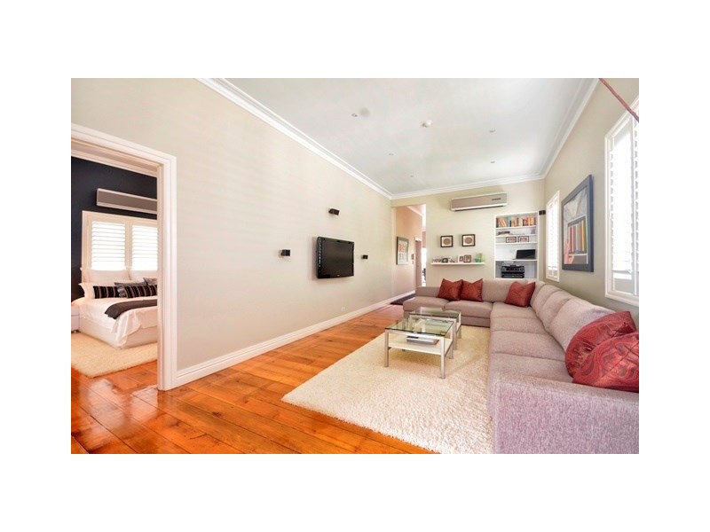 15 Blaikie Street, Hendra QLD 4011