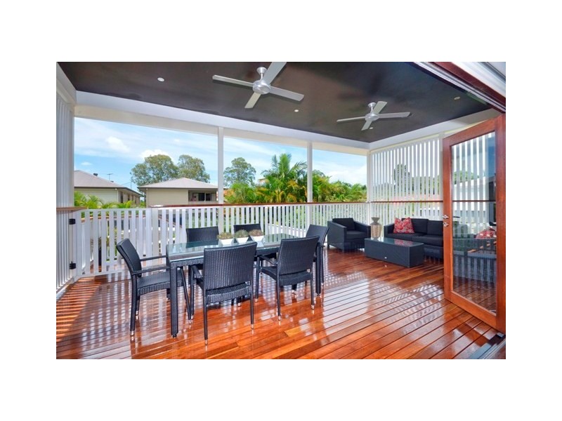 15 Blaikie Street, Hendra QLD 4011