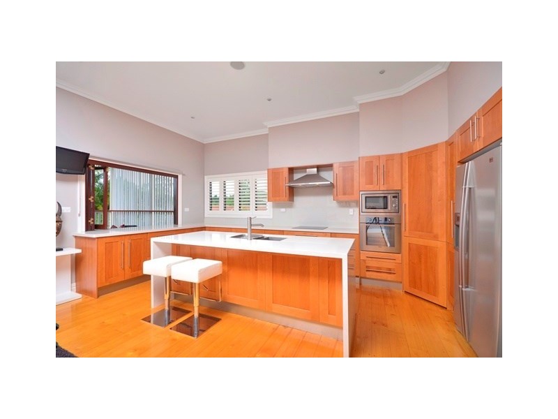 15 Blaikie Street, Hendra QLD 4011