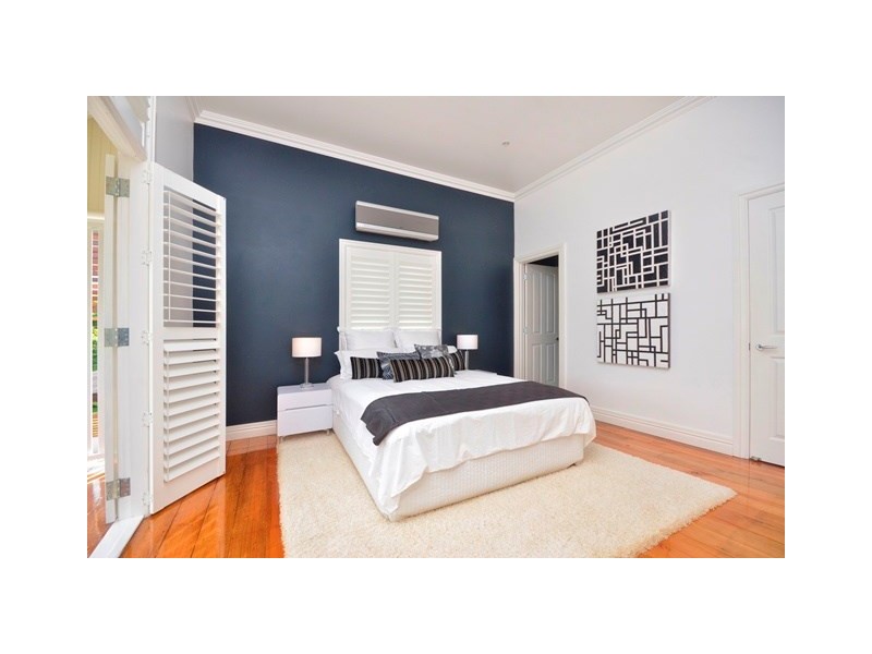 15 Blaikie Street, Hendra QLD 4011