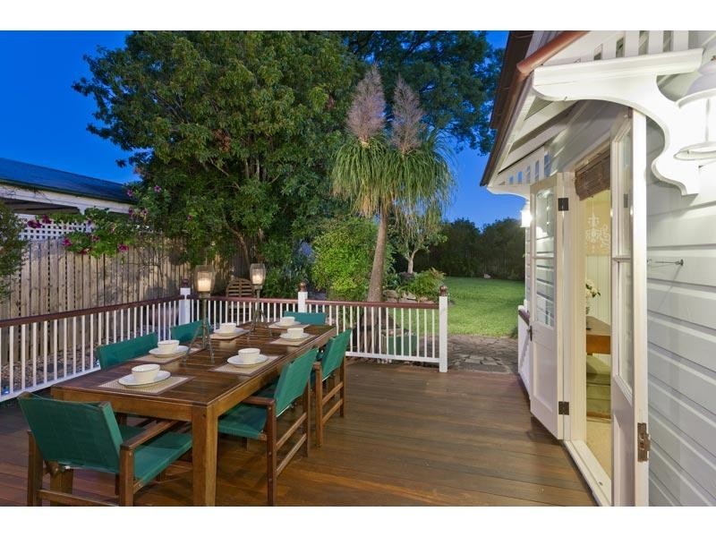 19 Hawdon Street, Wilston QLD 4051