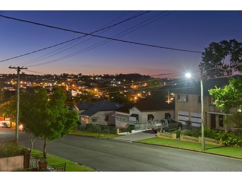 19 Hawdon Street, Wilston QLD 4051