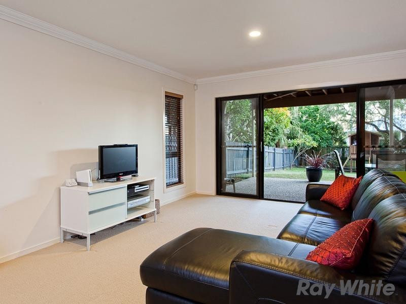 212 Thistle Street, Gordon Park QLD 4031