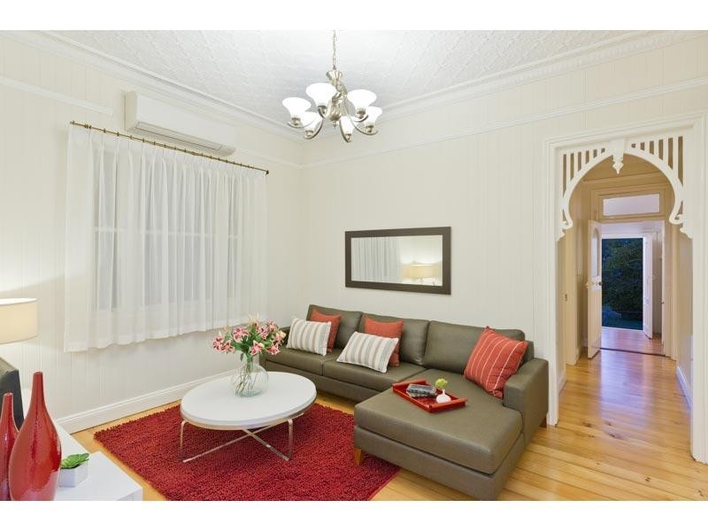 29 Lincoln Street, Wilston QLD 4051