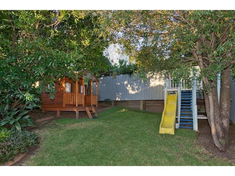 29 Lincoln Street, Wilston QLD 4051