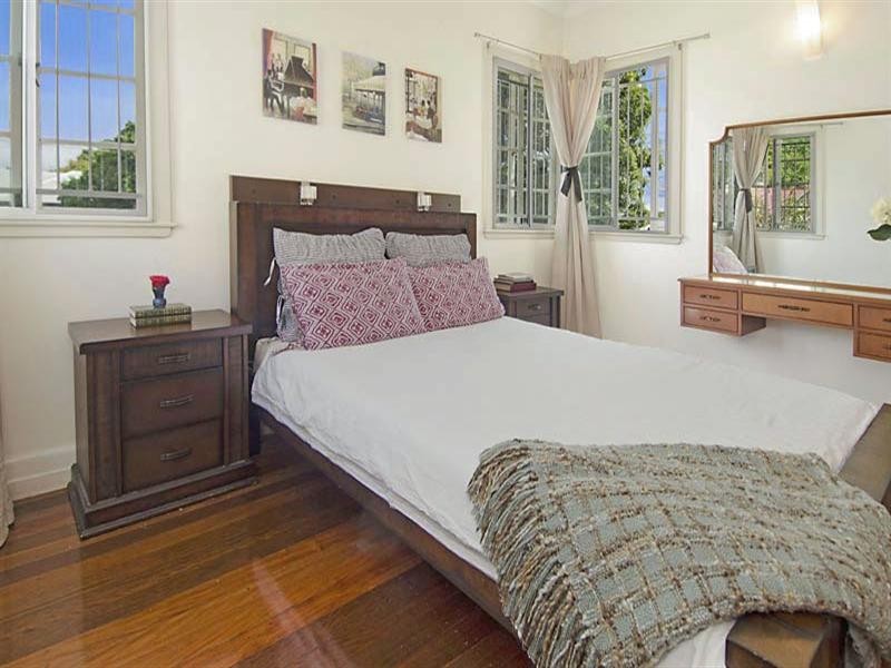 265 Rode Road, Wavell Heights QLD 4012