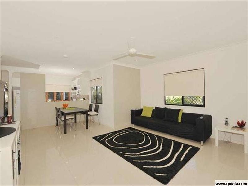 3 Blake Street, Wooloowin QLD 4030