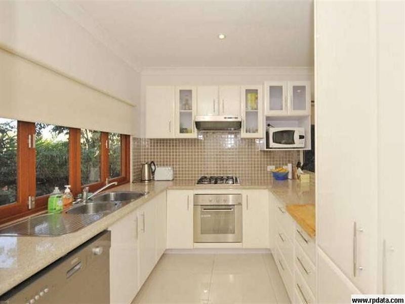 3 Blake Street, Wooloowin QLD 4030