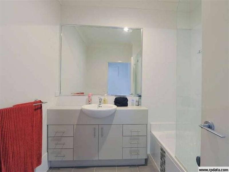 3 Blake Street, Wooloowin QLD 4030