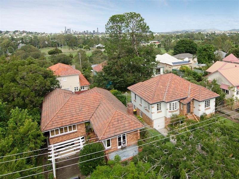 8 Power Street, Wavell Heights QLD 4012