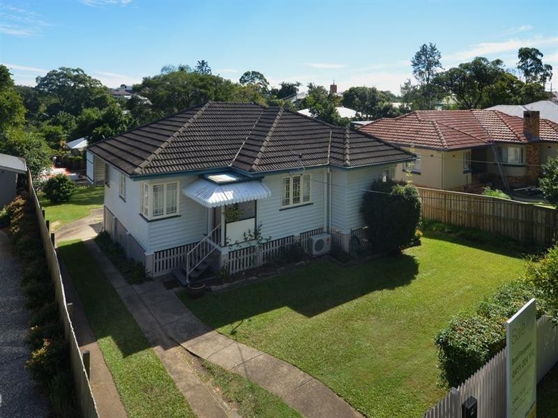 16 Harrow Street, Nundah QLD 4012