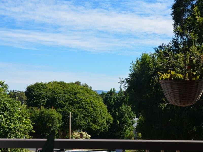 16 Harrow Street, Nundah QLD 4012