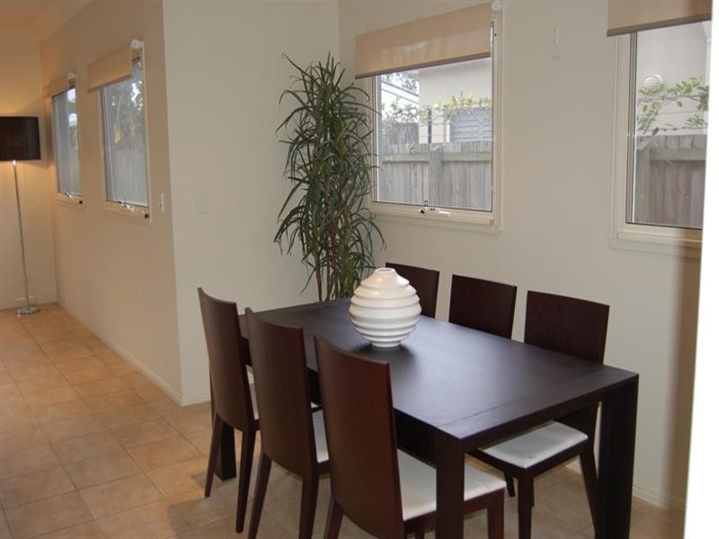 25 Lilley Street, Hendra QLD 4011