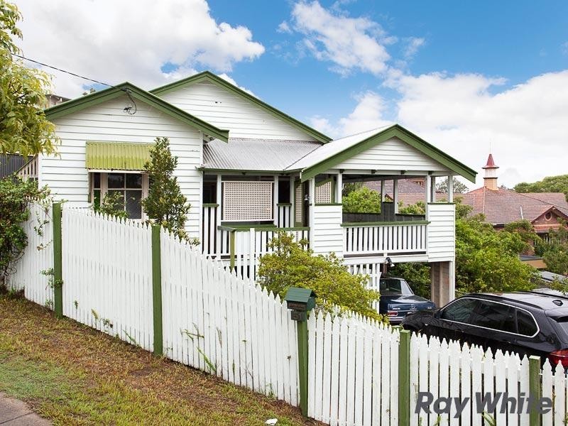 51 Constitution Road, Windsor QLD 4030