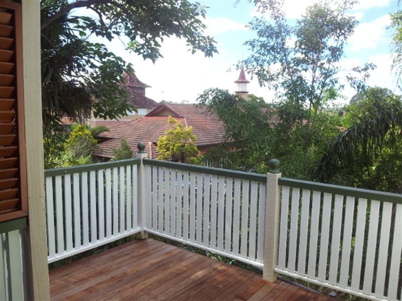 51 Constitution Road, Windsor QLD 4030