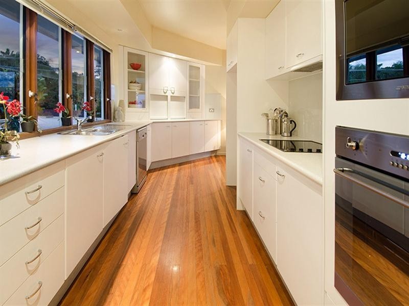 76 Crescent Road, Hamilton QLD 4007