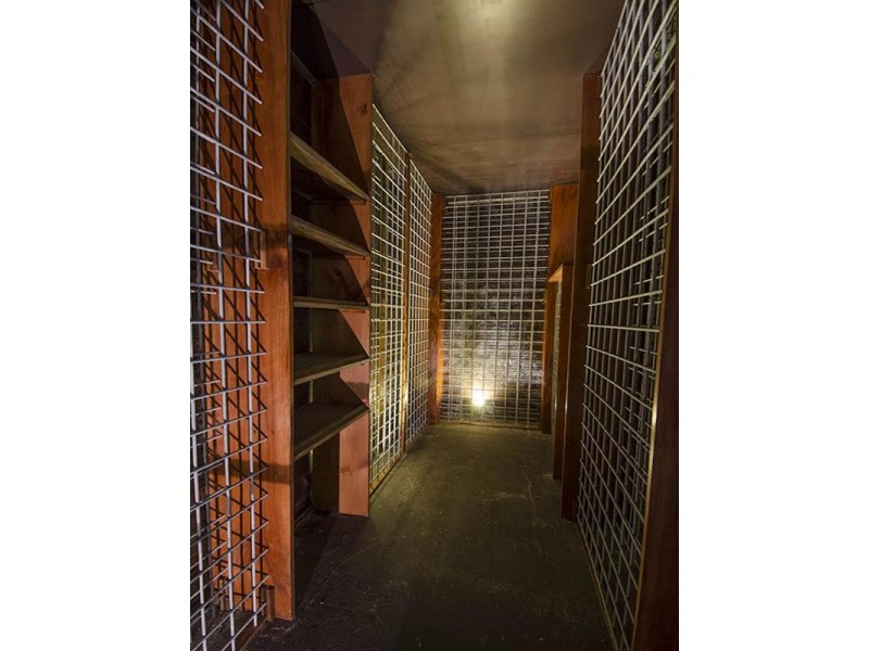 76 Crescent Road, Hamilton QLD 4007