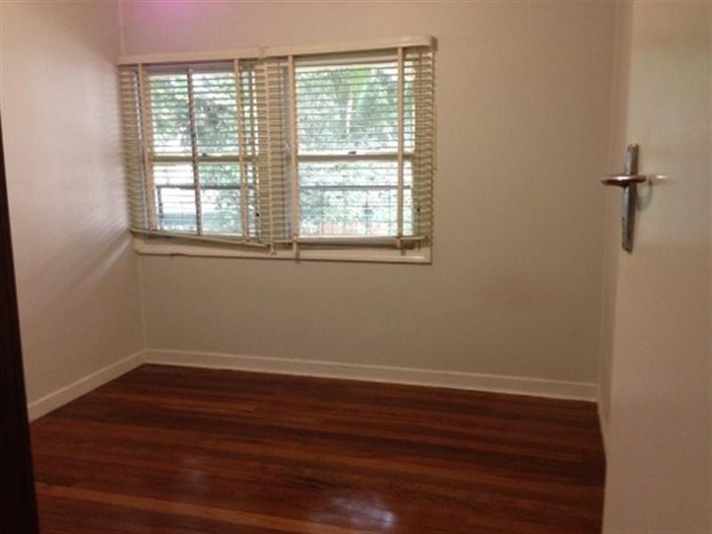 6 Highlands Street, Albion QLD 4010